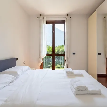 Three Bedrooms - Regina * Laglio